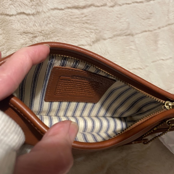 Coach Chunky Case in British Tan - Picture 5 of 7